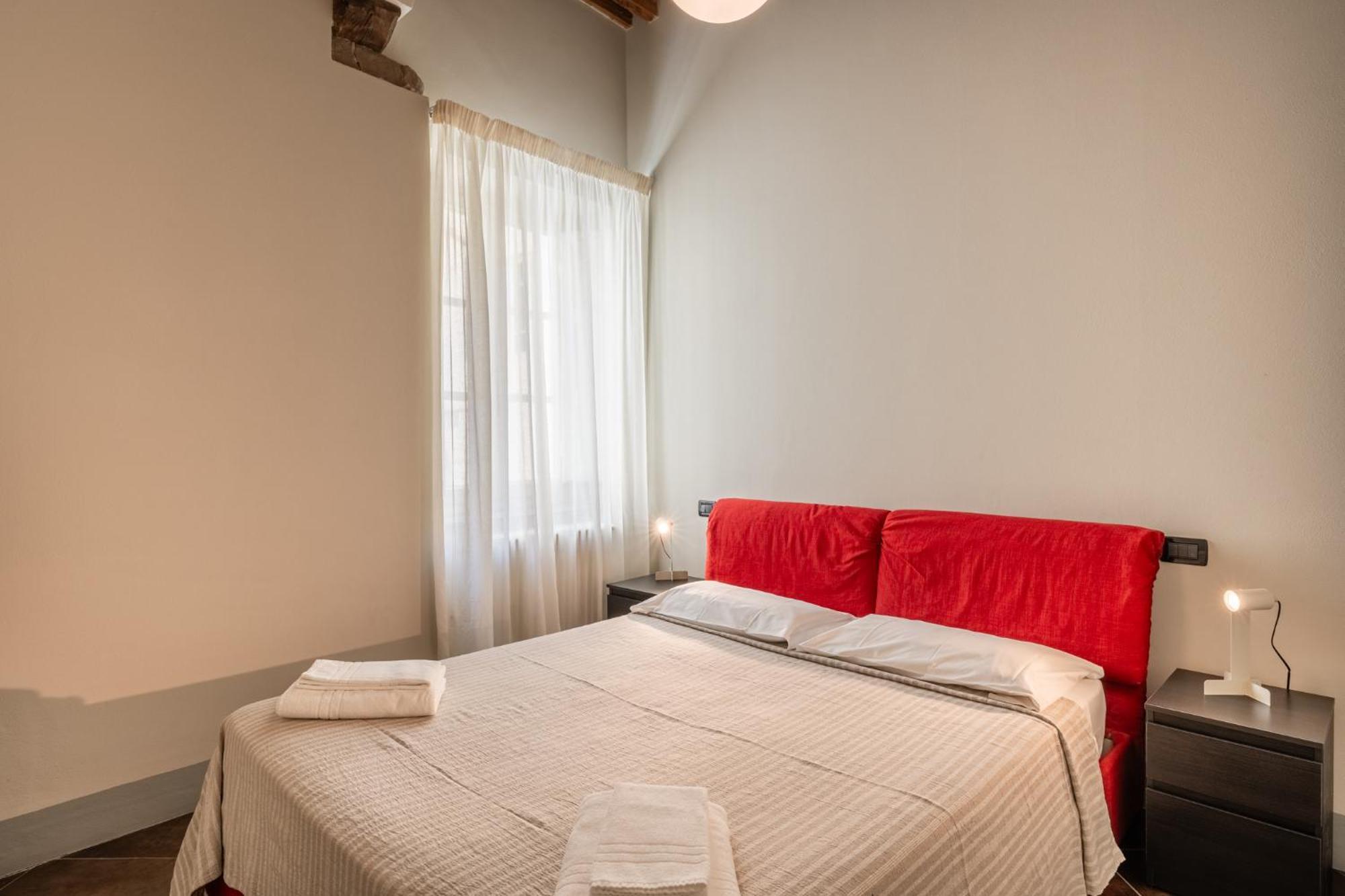 Apartment San Giorgio B - ルッカ エクステリア 写真